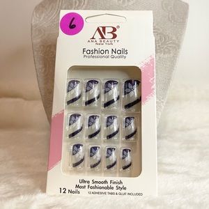 $4 Nail Set Blue with White Floral Decor